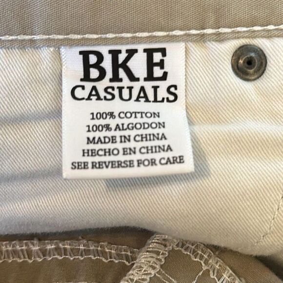 BKE Casuals  Men’s Tyler Straight Jeans size 28W x 32L Tan Khaki Chino Pants - Picture 8 of 10